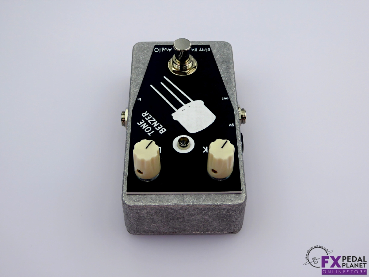 Tone Benzer